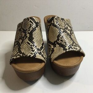 Snakeskin Pattern Women's Platform Sandals